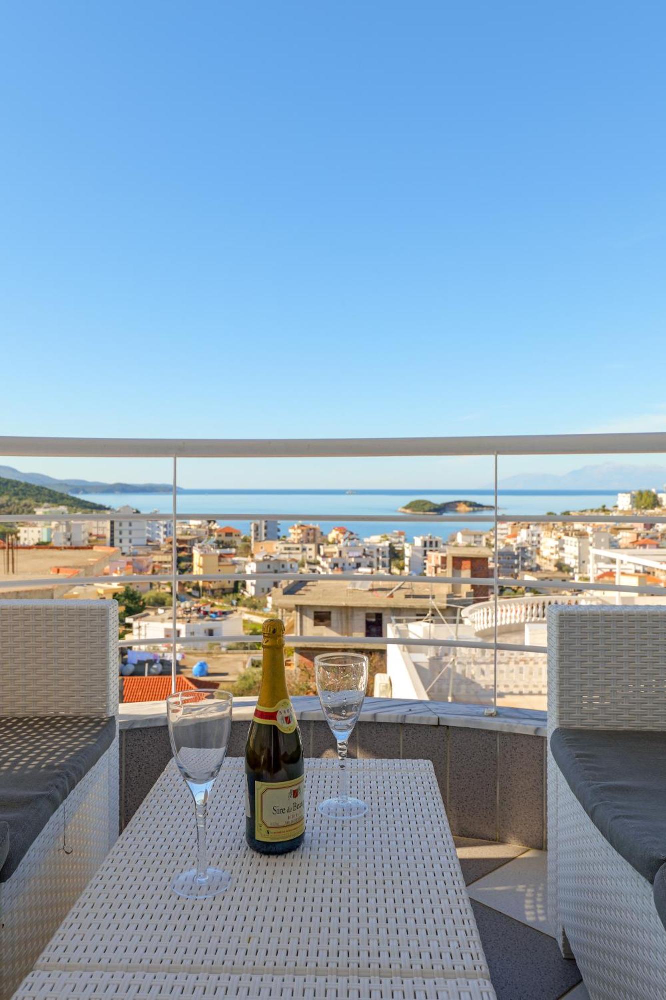 Seaview Apartaments Ксамил Экстерьер фото