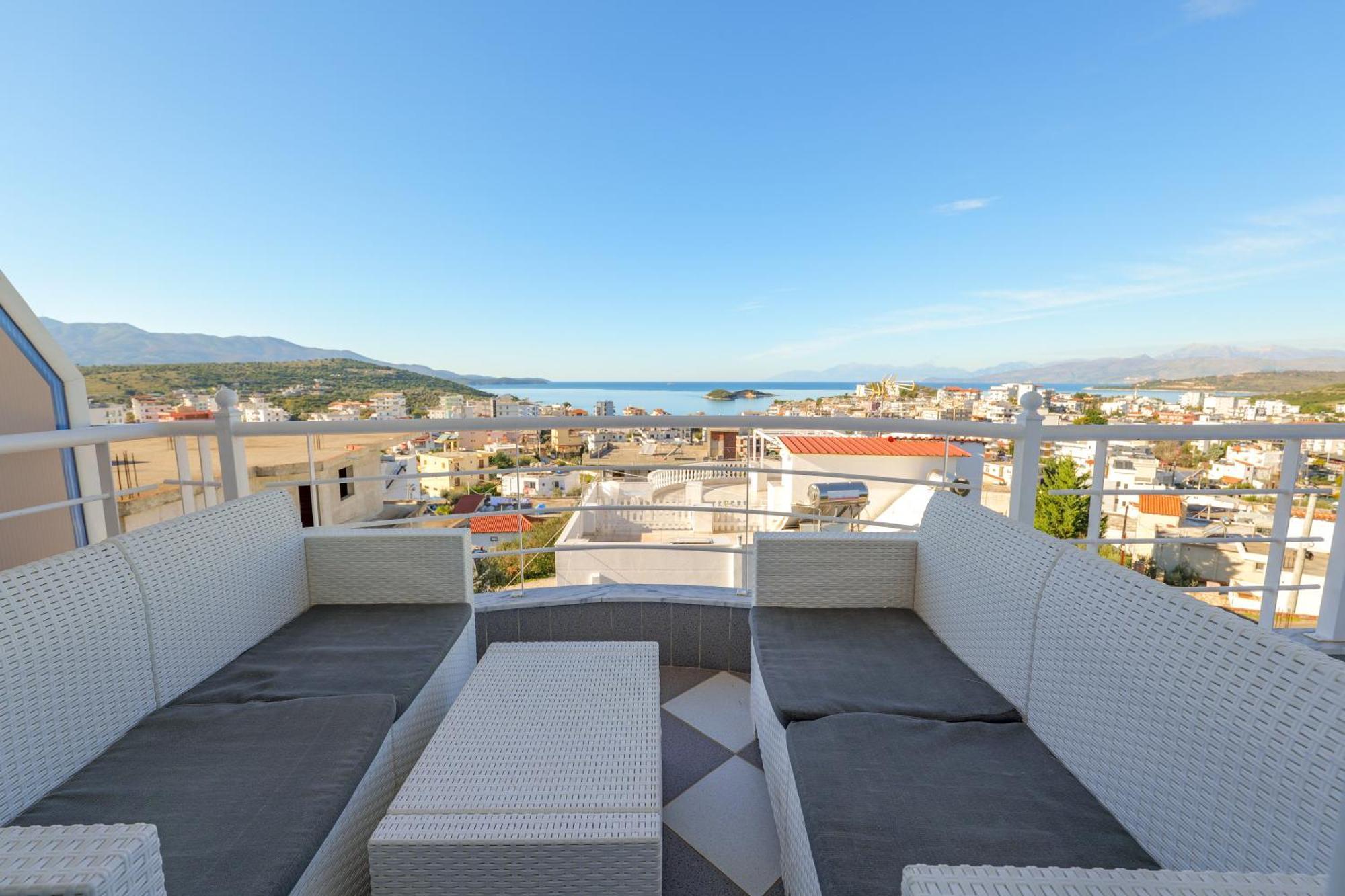 Seaview Apartaments Ксамил Экстерьер фото