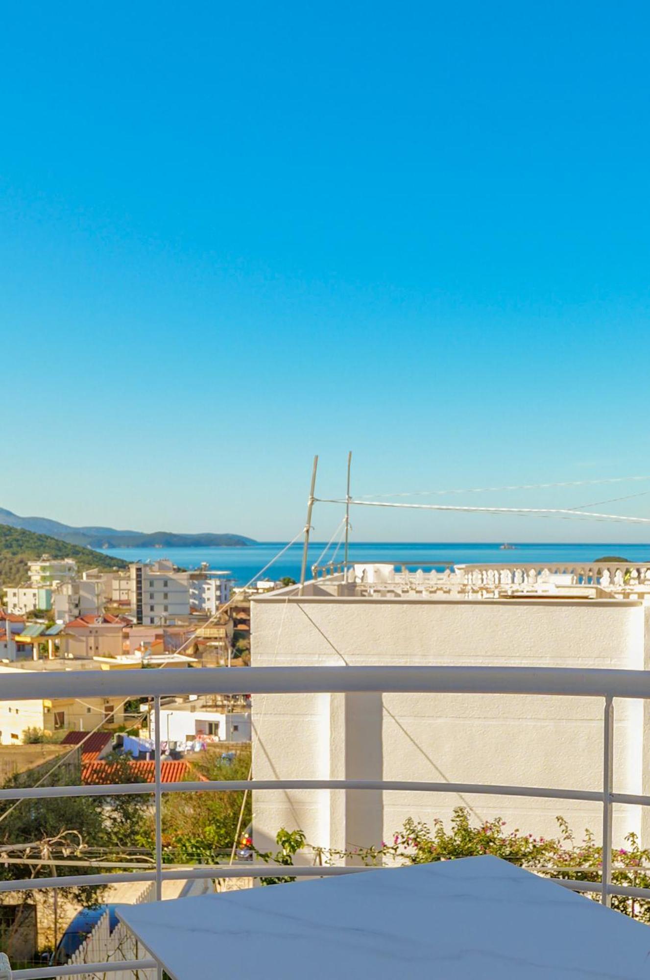 Seaview Apartaments Ксамил Экстерьер фото