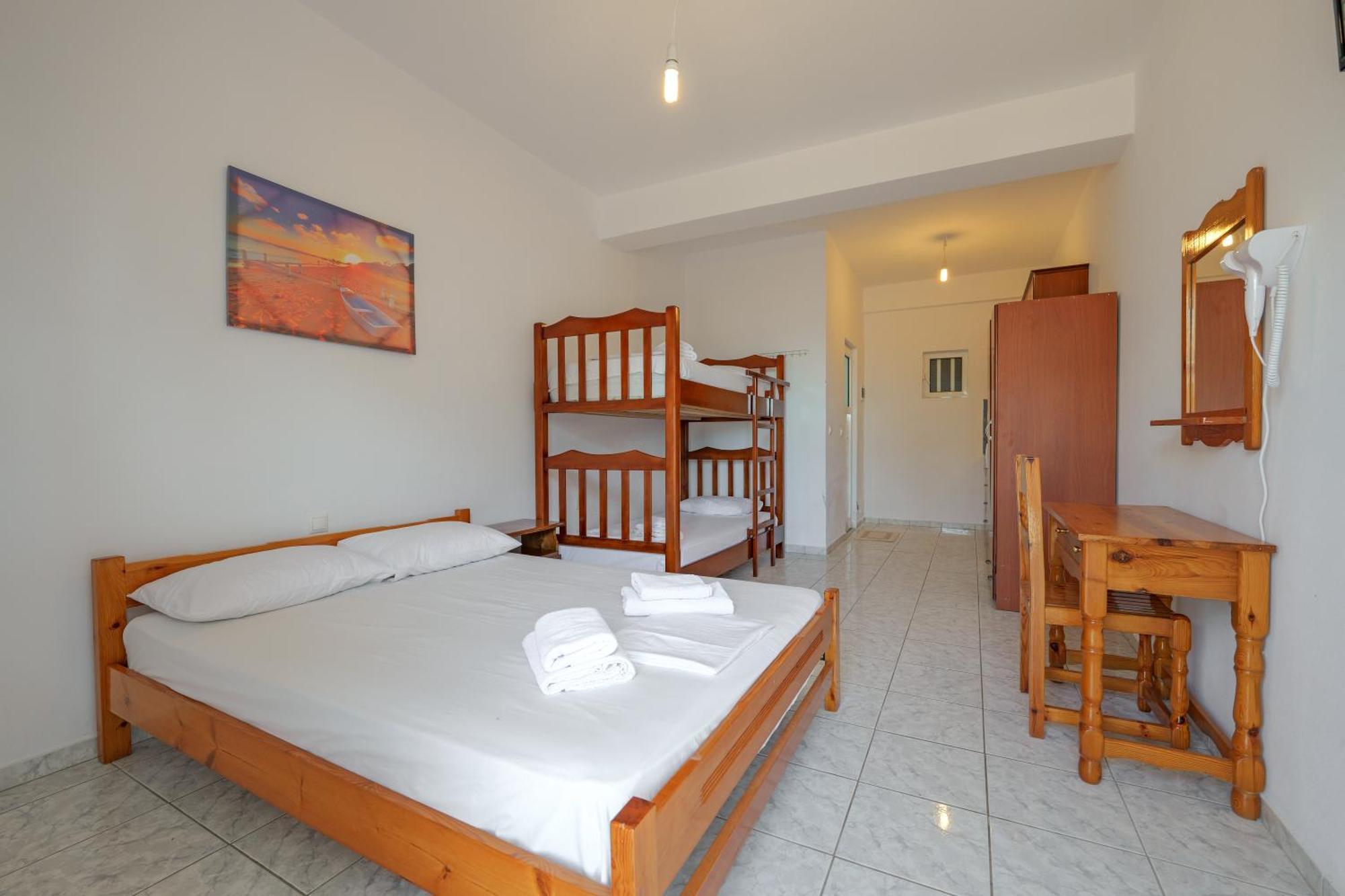 Seaview Apartaments Ксамил Экстерьер фото