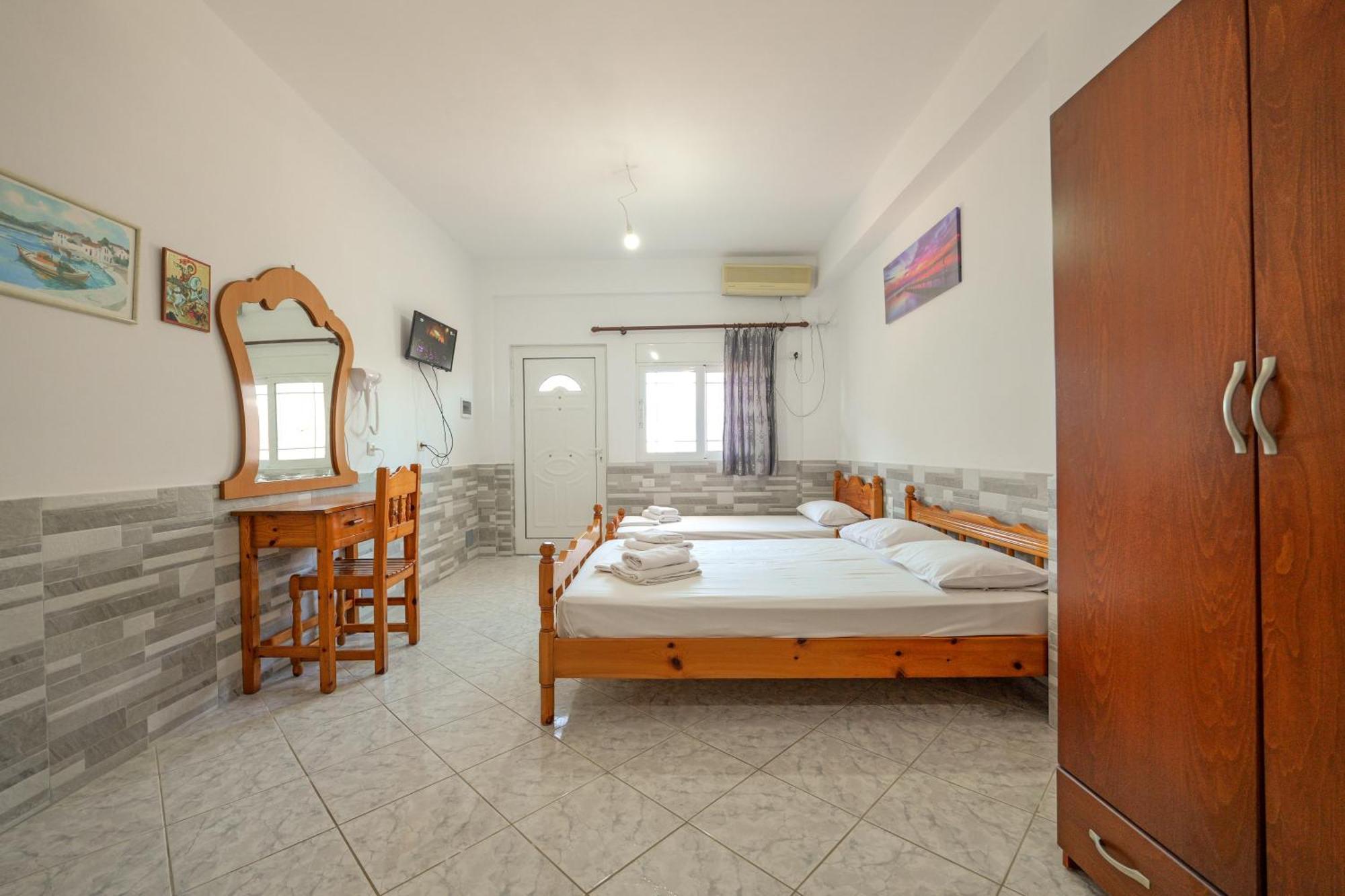 Seaview Apartaments Ксамил Экстерьер фото