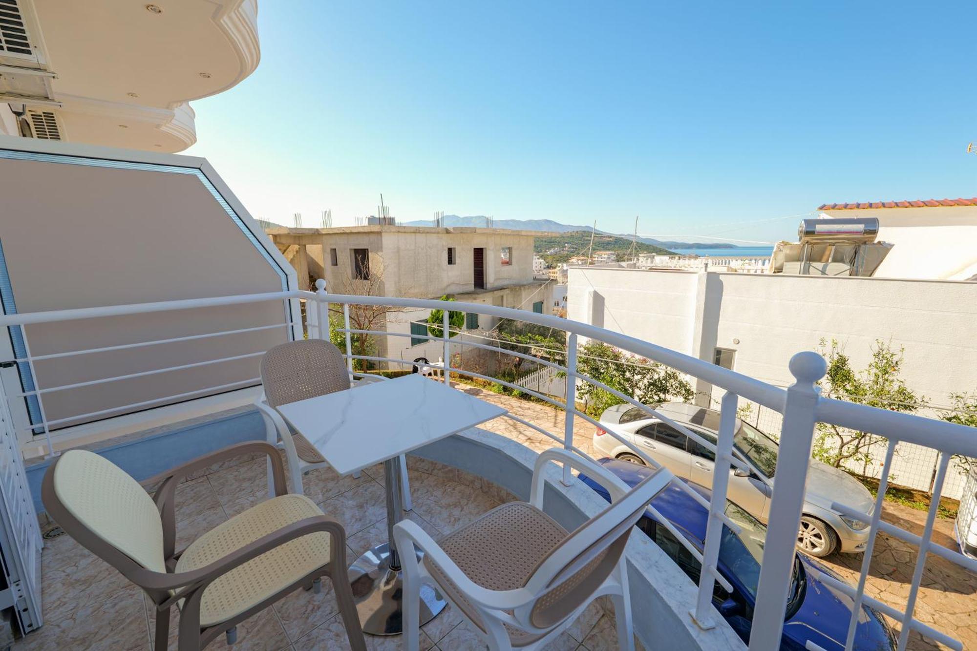 Seaview Apartaments Ксамил Экстерьер фото