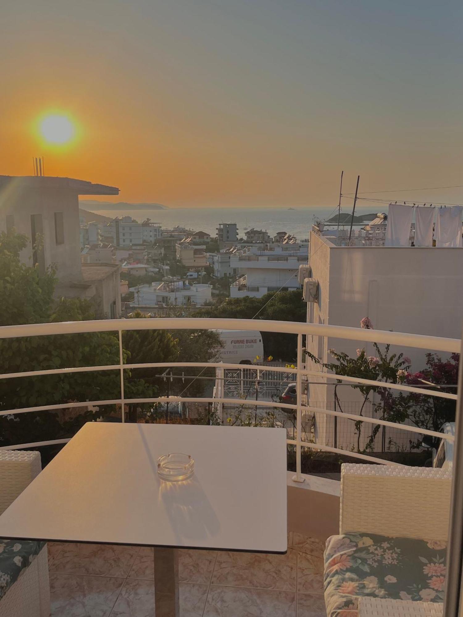 Seaview Apartaments Ксамил Экстерьер фото