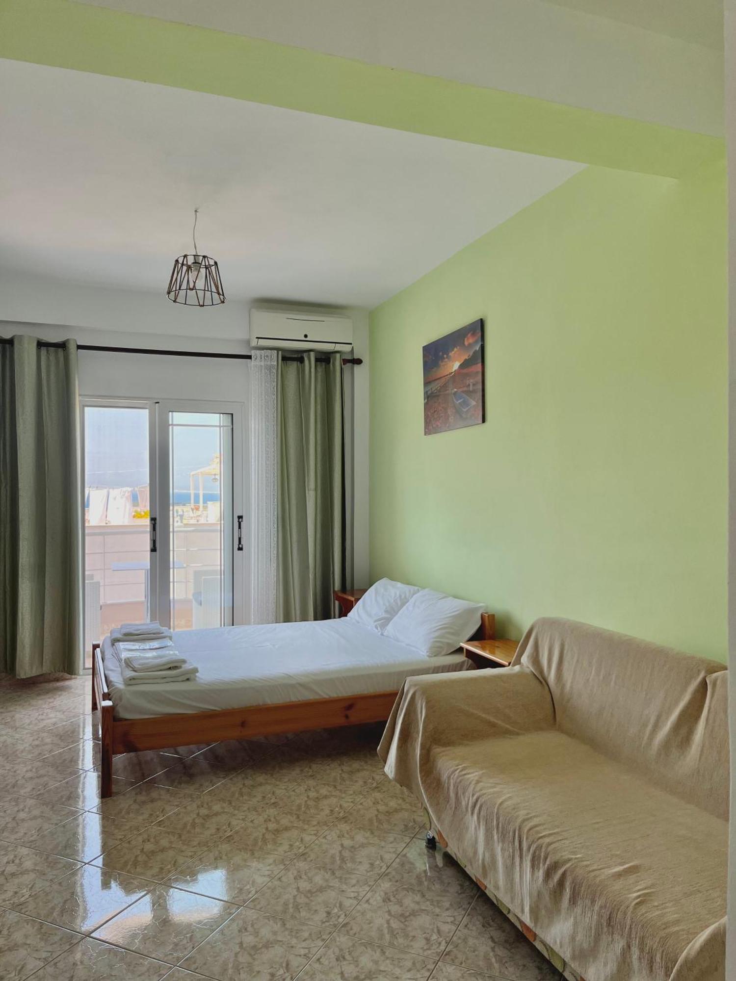 Seaview Apartaments Ксамил Экстерьер фото