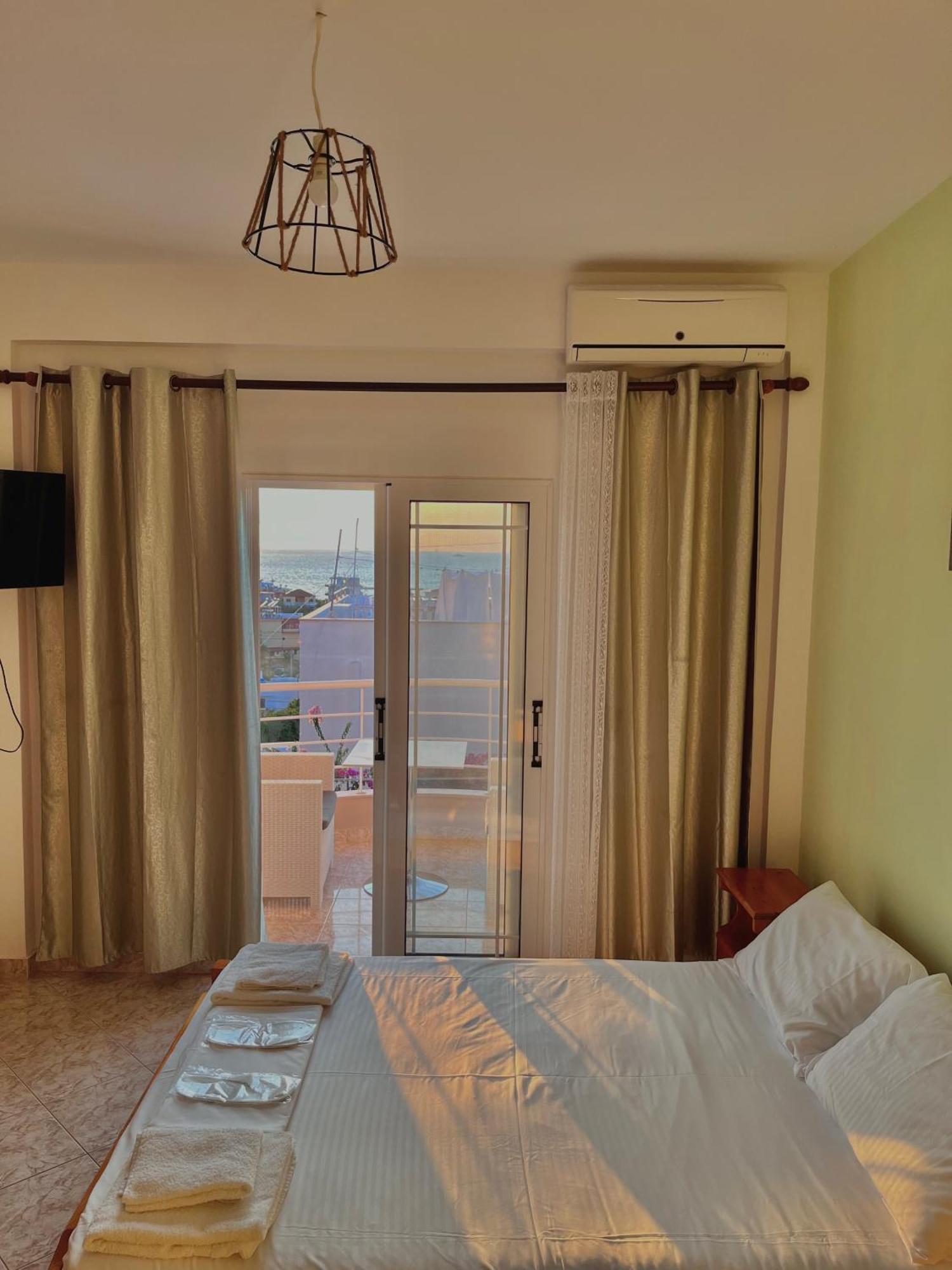 Seaview Apartaments Ксамил Экстерьер фото